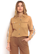 Fabbricante Italiano per grossisti e distributori b2b di camicie di moda donna Italiana, pronto moda ragazze, adolescenti e donne per Stati Uniti, Europa, Asia, Medio Oriente e Latino America